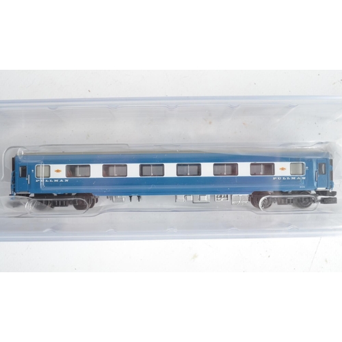 422 - Collection of N gauge train models to include boxed Bachmann/Graham Farish 371-740 Midland Pullman 6... 