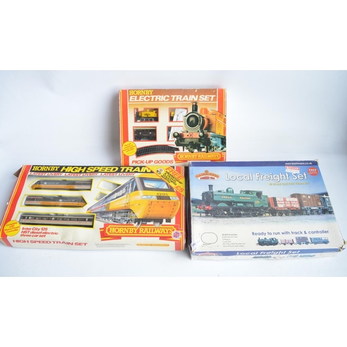 423 - Collection of incomplete/added to OO gauge railway model sets to include Bachmann Local Freight Set ... 