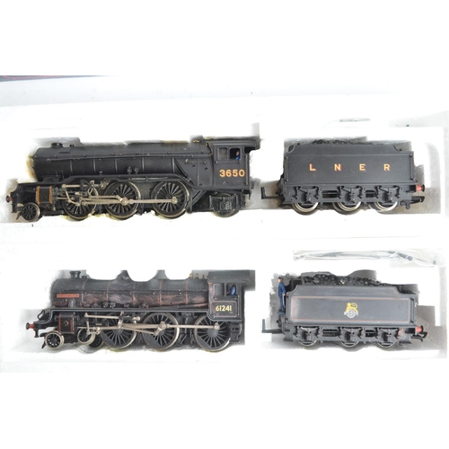 425 - Nine boxed OO gauge electric steam train models from Bachmann to include limited edition Green Arrow... 