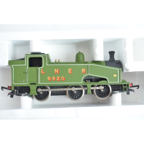 426 - Eleven boxed previously run OO gauge electric steam train models from Lima, model generally in poor ... 