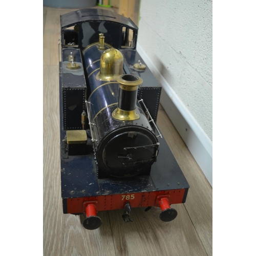 412 - Large solidly built and very heavy metal live steam 0-6-0 tank engine model, approx. L83cm, no boile... 