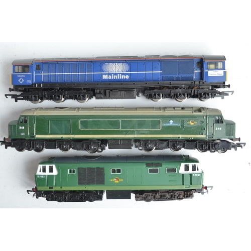 434 - Eight boxed OO gauge electric train models from Hornby, Lima and Mainline Models to include a Hornby... 