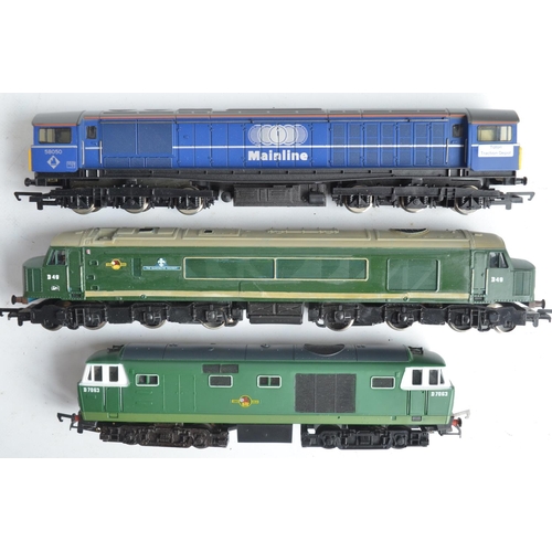 434 - Eight boxed OO gauge electric train models from Hornby, Lima and Mainline Models to include a Hornby... 