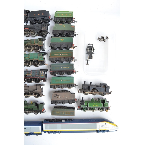 436 - Large collection of OO/HO gauge railway models, all locos from Hornby, Lima, Tyco, Tri-ang etc. incl... 