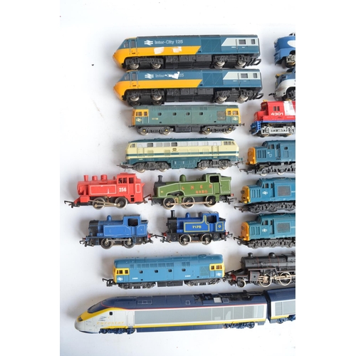 436 - Large collection of OO/HO gauge railway models, all locos from Hornby, Lima, Tyco, Tri-ang etc. incl... 