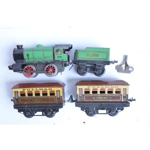 440 - Collection of vintage O, OO and TT gauge boxed railway models to include Hornby Meccano O gauge set ... 