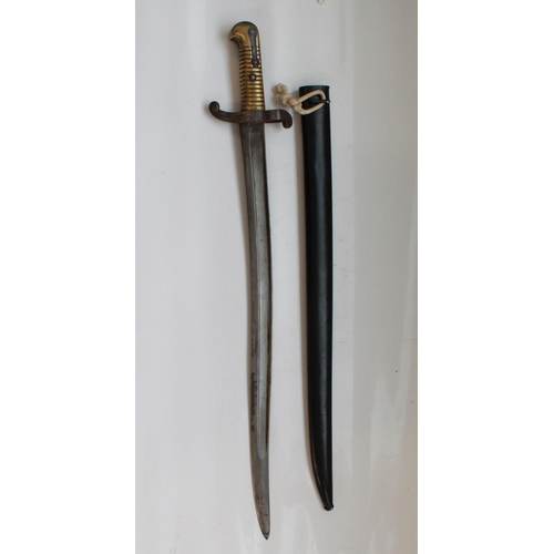 1566 - French 1840 Chassepot Bayonet. With black painted scabbard. Not matching numbers. 5531/3859