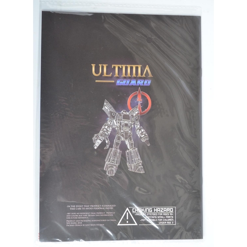 191 - Wei Jiang Ultima Guard giant oversized Transformer model with light and sound functions, model appea... 