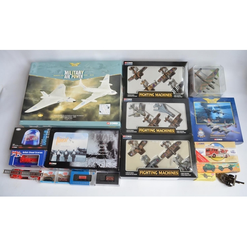 446 - Mixed lot to include limited edition 1/144 scale Corgi Aviation Archive AA99134 Avro Vulcan and HP V... 