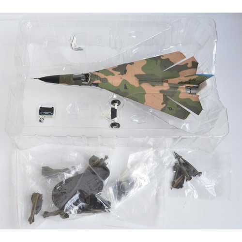 460 - Nine diecast 1/72nd scale USAF fast jet models from Corgi, Hobbymaster, Witty Wings, Dragon and Easy... 