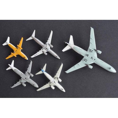 462 - Twenty two boxed 1/400 diecast European airlines themed civilian airliner models including highlydet... 