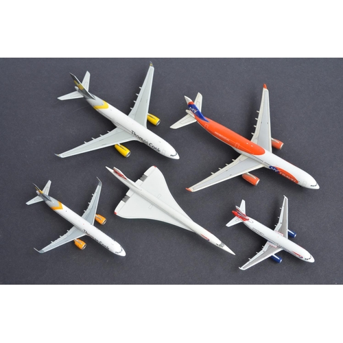 462 - Twenty two boxed 1/400 diecast European airlines themed civilian airliner models including highlydet... 