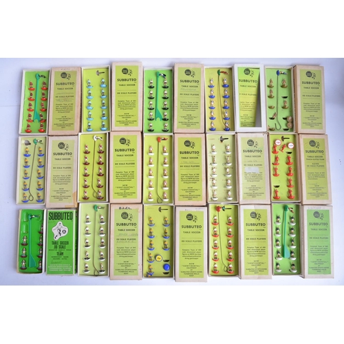 476 - Collection of vintage and modern Subbuteo teams, most sets complete. Qty