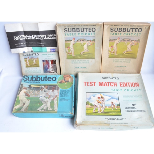 480 - Extensive collection of Subbuteo including players, accessories, books and brochures etc., also coll... 