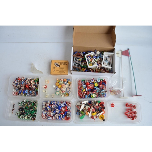 480 - Extensive collection of Subbuteo including players, accessories, books and brochures etc., also coll... 