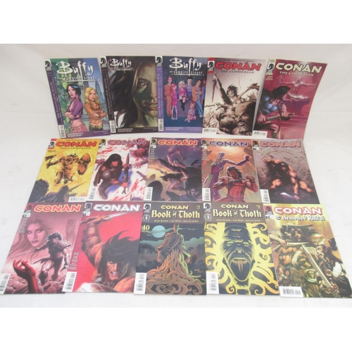 820 - Dark Horse comics - mixed collection of Dark Horse comics to inc. Aliens, The Adventures of Luther A... 