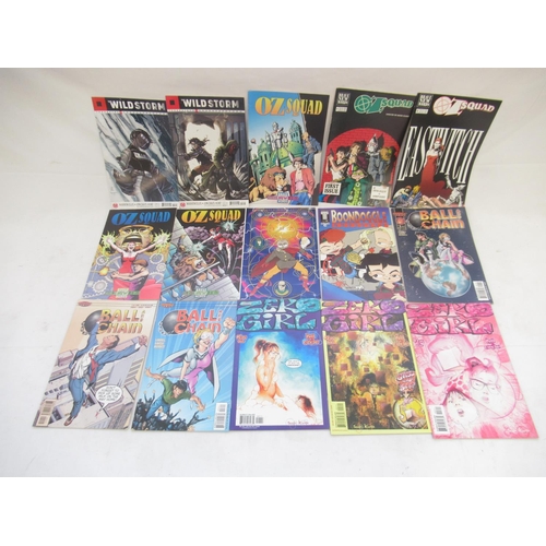 824 - Mixed collection of comics from various publishers to inc. Homage Comics, Vertigo, Aftershock, etc. ... 