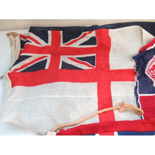 1410 - Collection of vintage flags, including the Naval Association, the Union Flag etc.