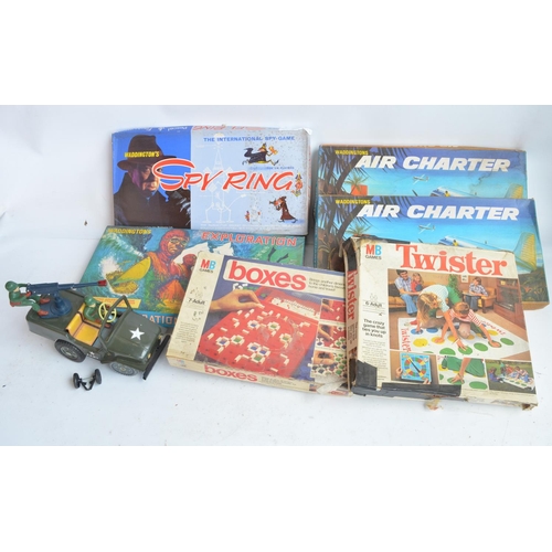 467B - Collection of board games including 2 vintage Air Charter and an Exploration game from Waddingtons e... 