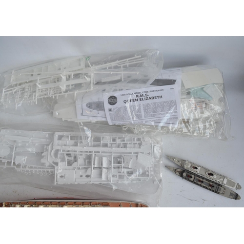 472A - Collection of unbuilt and partially built plastic model ships including Airfix and Revell Queen Mary... 