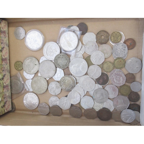 586A - Assorted collection of 56 50ps, 1920 & 1923 half-crowns, 3 £5 coins, assorted collection of c20th Br... 