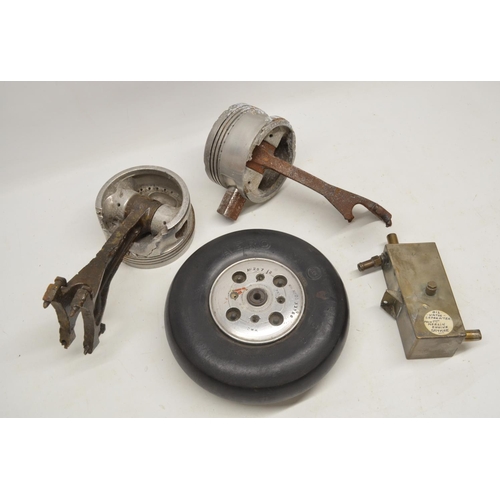 1666 - Collection of Spitfire and Rolls Royce Merlin engine parts to include an intact and excellent condit... 