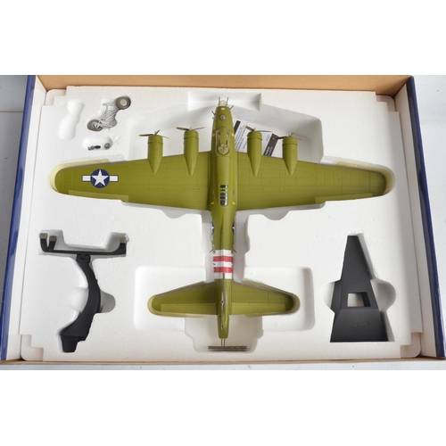 453A - Corgi Aviation Archive AA33302 1/72nd scale diecast Boeing B-17F Flying Fortress 'Sweet And Lovely' ... 