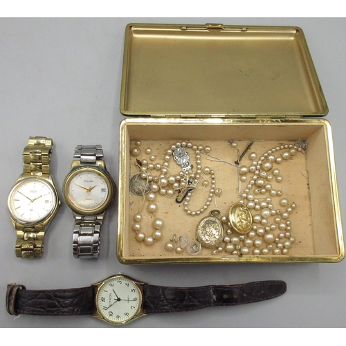 525 - Seiko SQ gold plated quartz wristwatch with date, movement no. 5Y22, case no. 7060, serial no. 06262... 