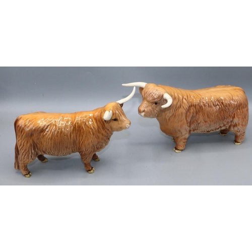 691 - Beswick Highland Cattle - Bull and Cow, horns A/F (2)