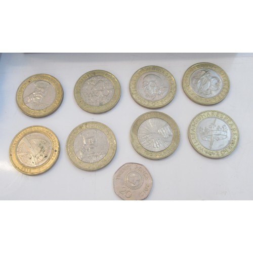 391 - Collection of mixed coins to inc. 23 commemorative 50ps, 6 commemorative 10ps, 8 commemorative £2, s... 