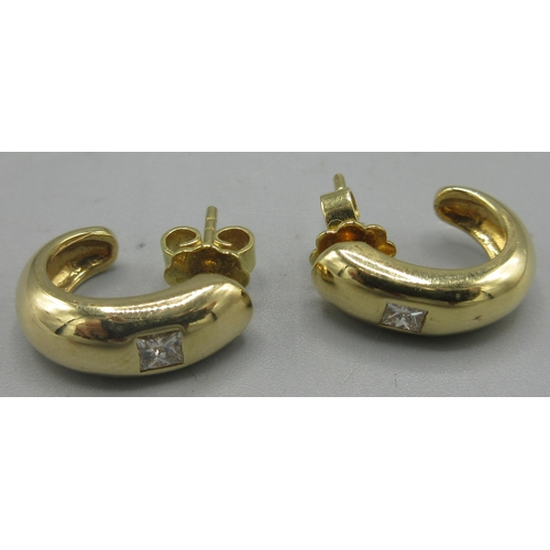 682 - Pair of 18ct yellow gold stud hoop-look earrings, set with single diamonds, stamped 750, 5.79g