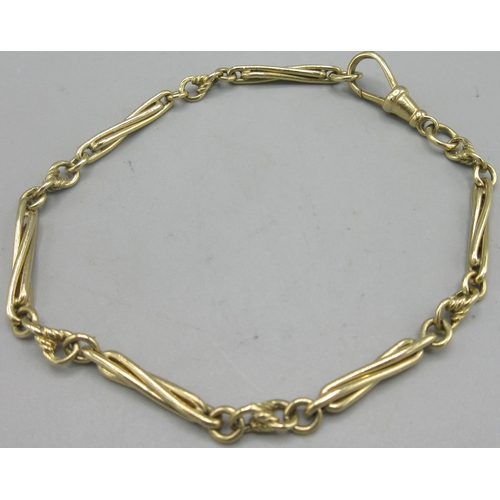 686 - 9ct yellow gold fancy link bracelet with dog clip clasp, stamped 375, L22cm, 10.27g