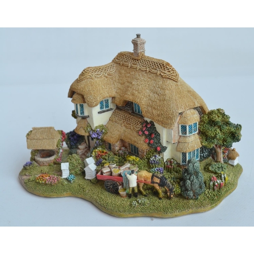 397 - Three Lilliput Lane cottage/house models to include 2000/2001 Club Special Edition L2316 'Beekeeper'... 