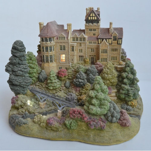 399 - Lilliput Lane limited edition L3120 'Cragside' large hand-painted scenic set building diorama model ... 