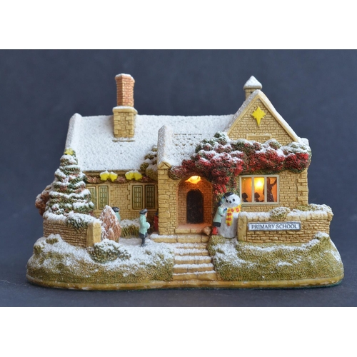 408 - Eleven Lilliput Lane cottages and buildings from Beds/Herts/Bucks/Oxfordshire/Surrey/Northants to in... 