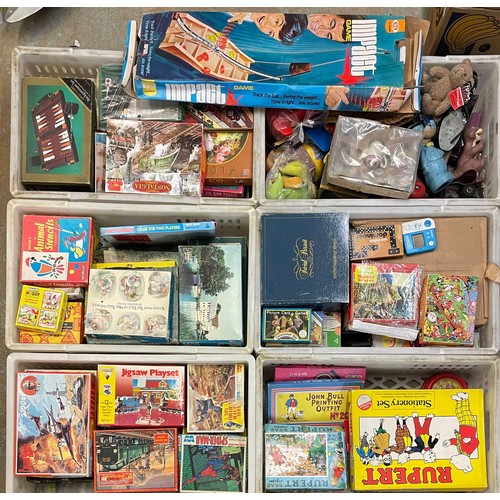 239 - Vintage toys; games and jigsaws (6)