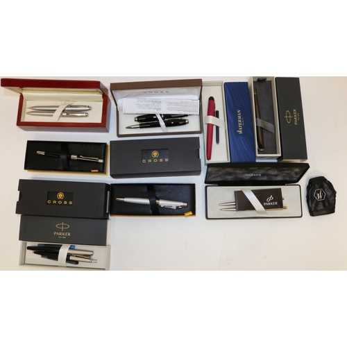 453 - Collection of modern cased pens, incl. Sheaffer, Cross, Waterman, Parker, etc.