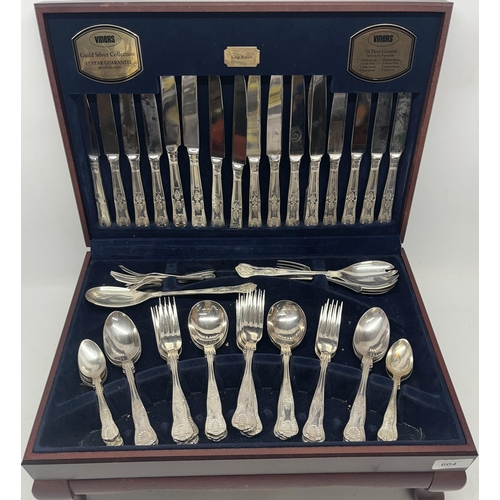 604 - Canteen of Viners 'Kings Royale' king's pattern silver plated cutlery