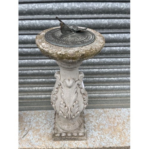 719 - Garden pedestal sundial, H62cm