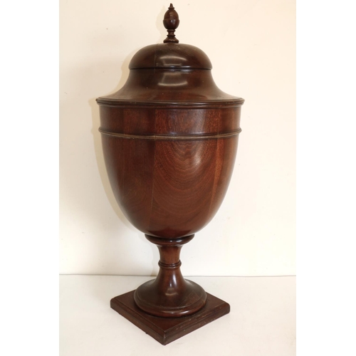 824 - The Dennis Taylor Collection, 20th Century Regency style mahogany wine cooler, acorn finial, brass l... 