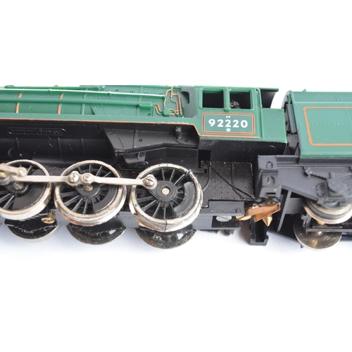 15 - Six boxed OO gauge electric steam train models, (various manufacturers) to include Hornby R065 BR 2-... 