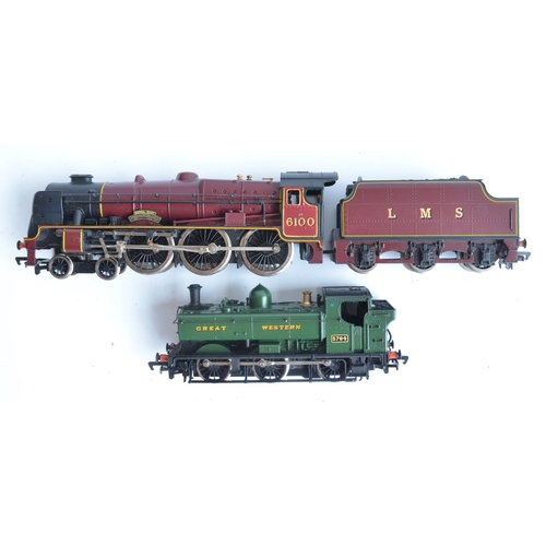 17 - Collection of OO gauge railway models to include boxed Hornby R1205 Western Freight Hauler set (orig... 