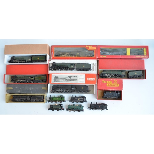 20 - Fourteen previously run OO gauge electric steam train models, various manufacturers to include Tri-a... 