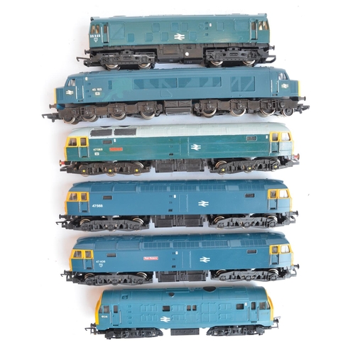 22 - Fifteen previously run boxed OO gauge electric diesel locomotive train models from Hornby and Mainli... 