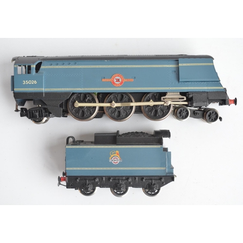 3 - Original Wrenn OO gauge W2267 Bulleid Merchant Navy 4-6-2 35026 'Lamport & Holt' Line electric train... 