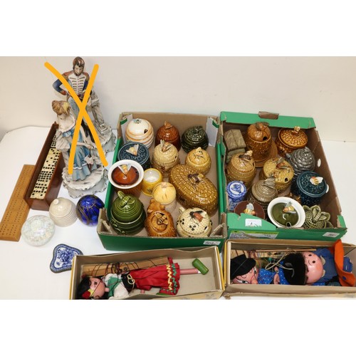 302 - Various collectables incl. approx. 25 honey pots, three Pelham Puppets, bone dominoes, Glasform mush... 