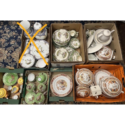 301 - Large collection of ceramics, incl. Japanese tea and coffee ware, Copeland Spode's Byron, Gibson & S... 