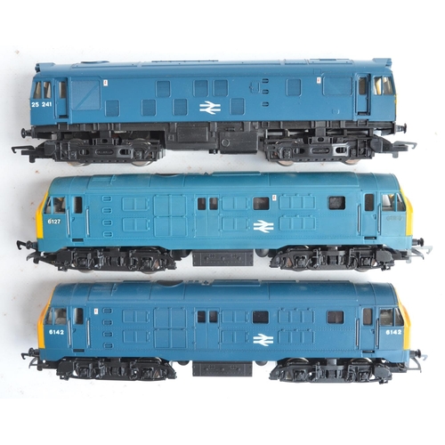 27 - Nine previously run boxed OO gauge electric diesel locomotive train models (4x Class 25, 2x Class 29... 