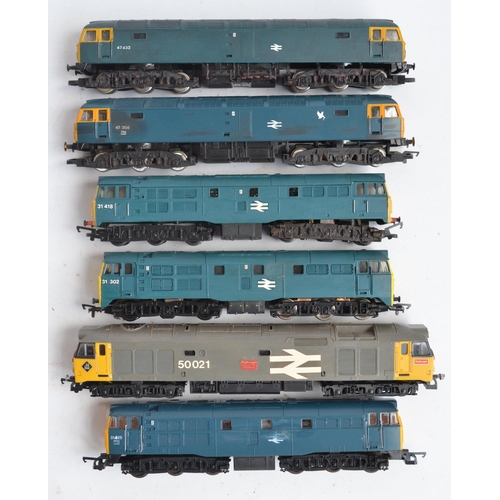 34 - Thirteen previously run OO gauge electric diesel locomotive train models from Hornby, Airfix, Tri-an... 