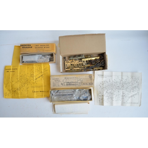 54 - Collection of unbuilt OO gauge white metal and brass steam locomotive kits and parts from McGowan Mo... 